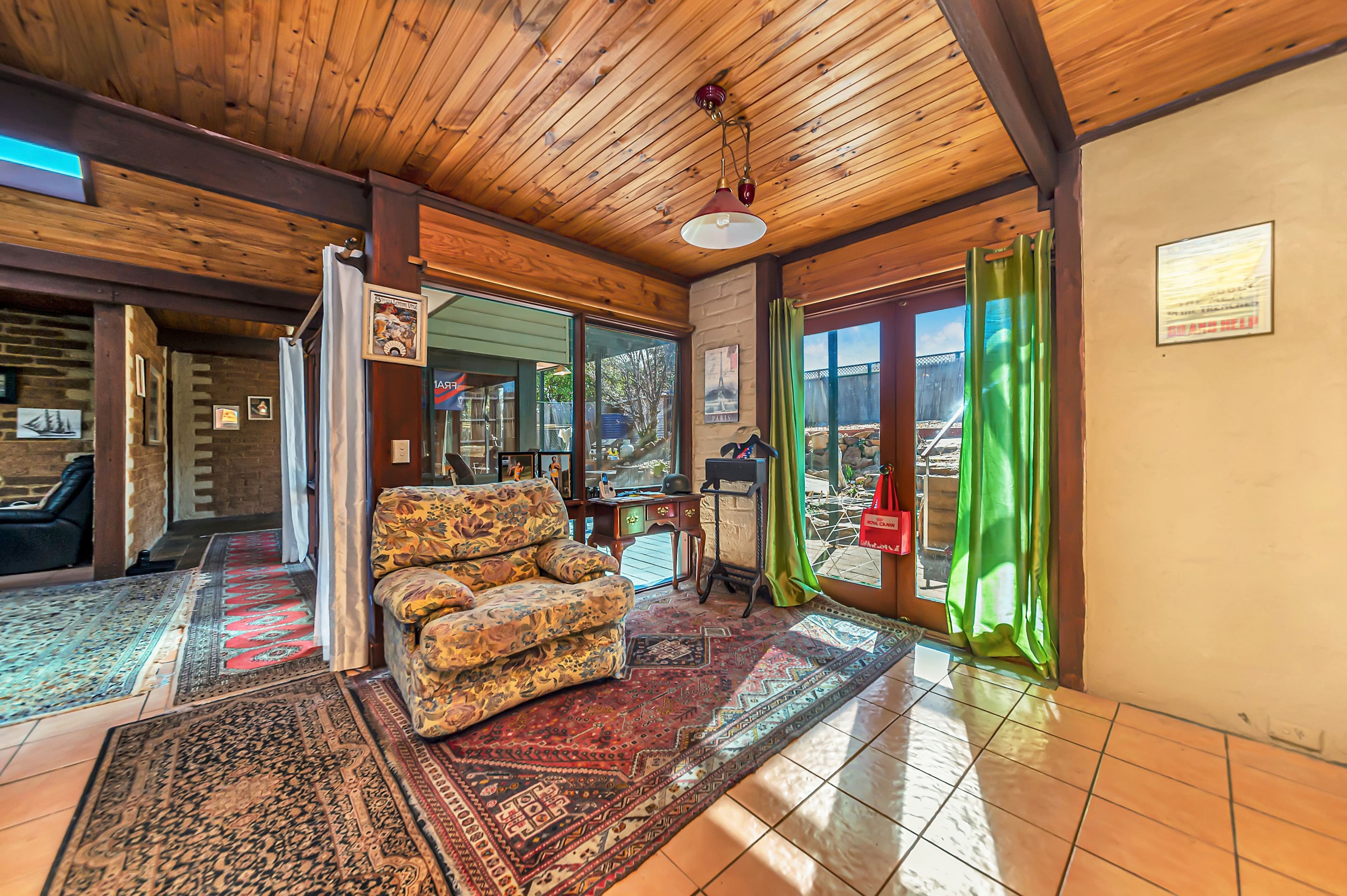 13 Koorong Place, Queanbeyan West - Thumbnail 3