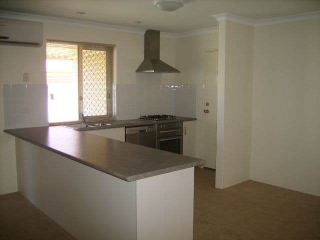 4 Whitworth Drive, SUNSET BEACH WA 6530, Sunset Beach - Thumbnail 7