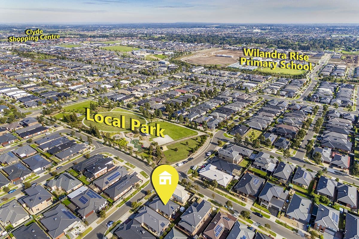29 Palomino Avenue, Clyde North VIC 3978, Clyde North - Thumbnail 3