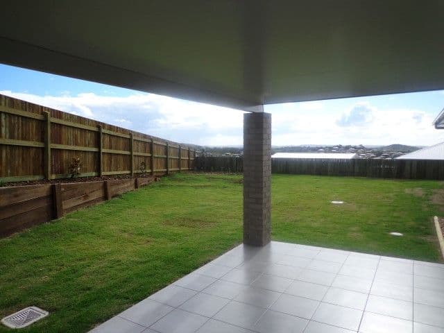 47 Sommariva Street, WESTBROOK QLD 4350, Westbrook - Thumbnail 6