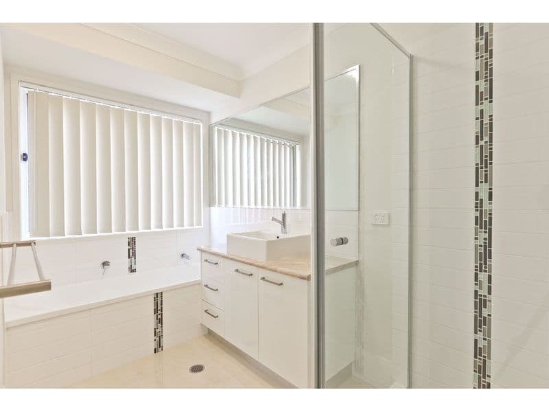 4  Peart Pde (Treeline Estate), MOUNT COTTON QLD 4165, Mount Cotton - Thumbnail 4