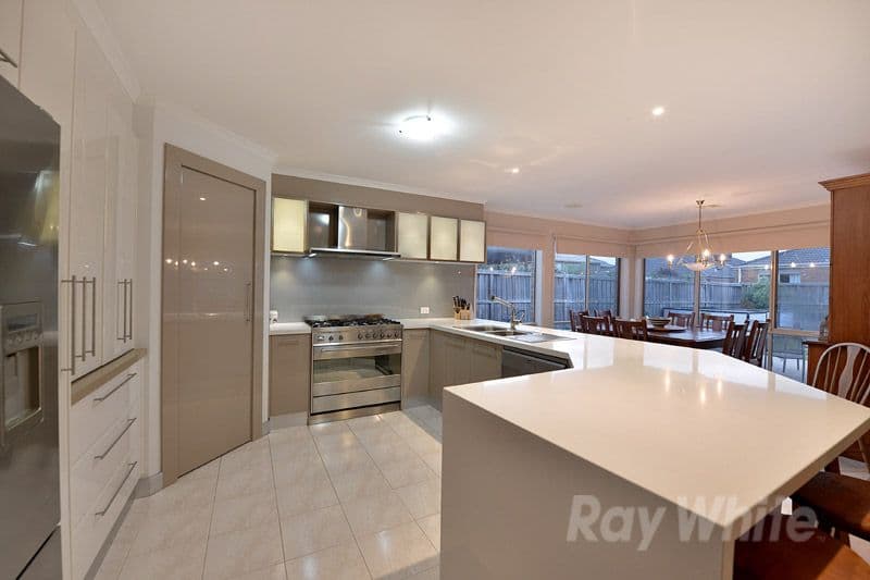 91 Victoria Knox Avenue, ROWVILLE VIC 3178, Rowville - Thumbnail 2