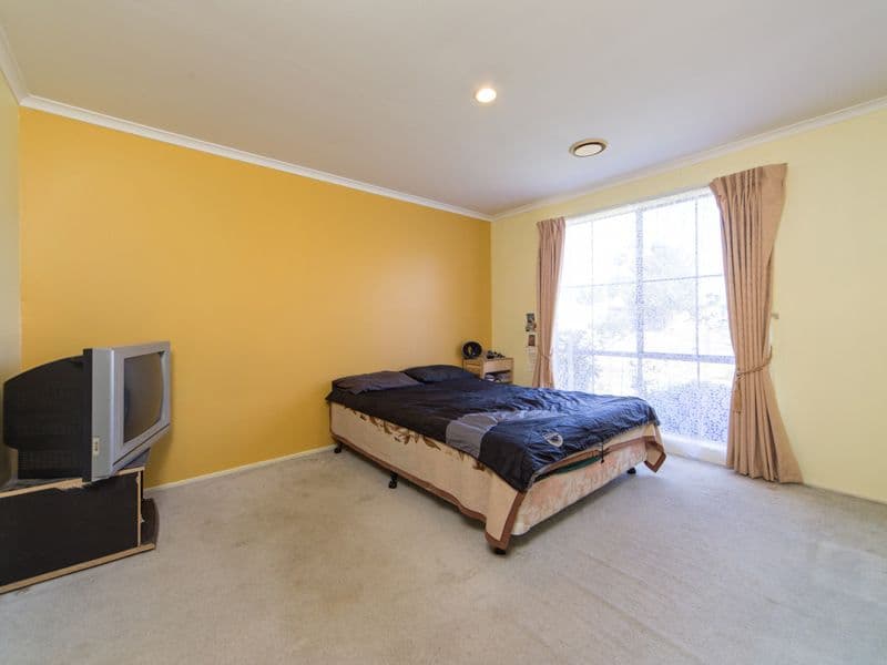 9 DRYSDALE Court, HAMPTON PARK VIC 3976, Hampton Park - Thumbnail 2