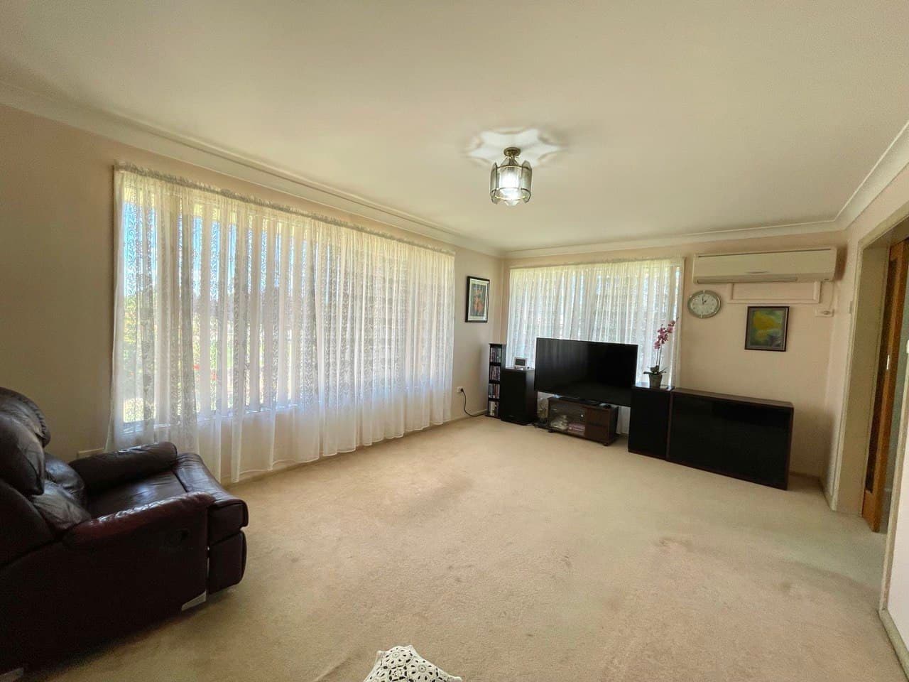 22 Downes Crescent, Parkes NSW 2870, Parkes - Thumbnail 5