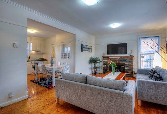 90 Boldrewood Parade, RESERVOIR VIC 3073, Reservoir - Thumbnail 3