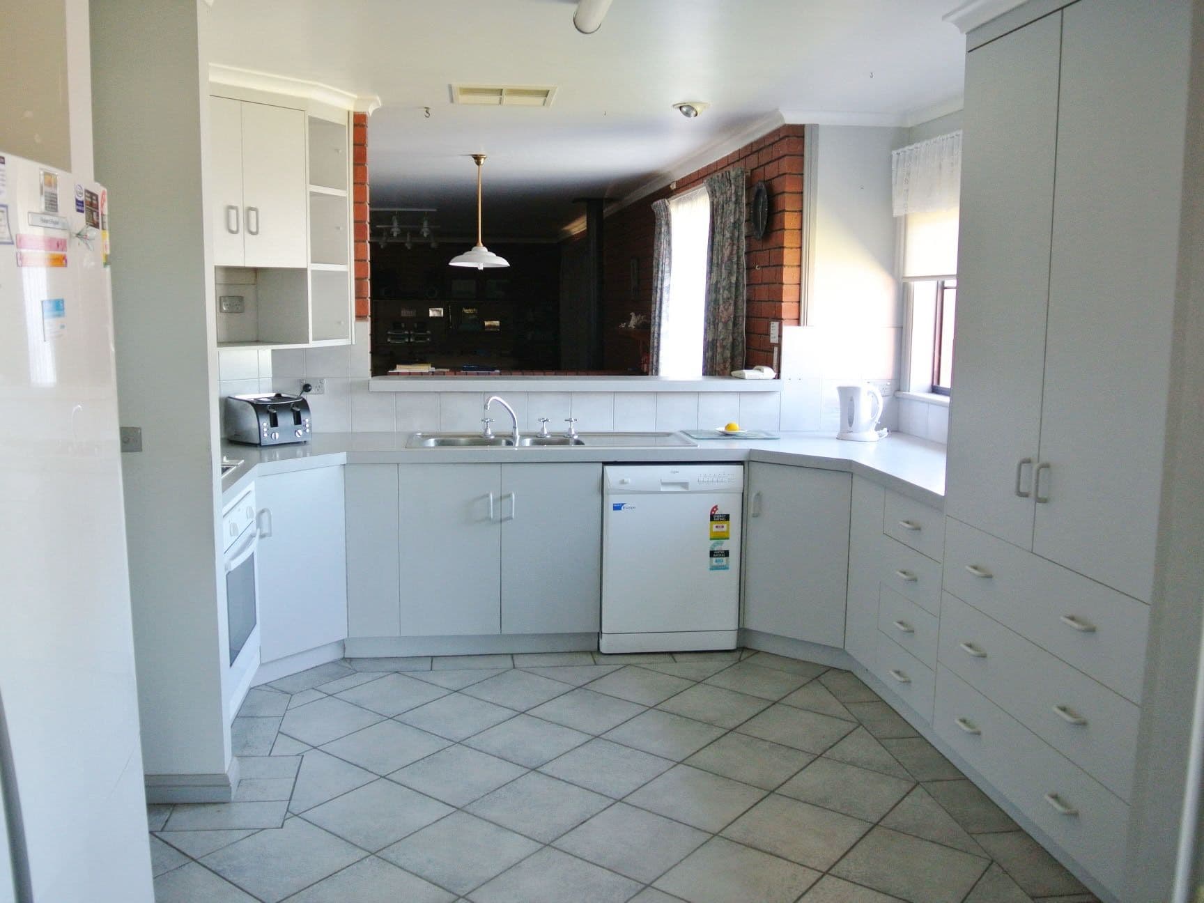 8 Dowdy Street, KINGSTON SE SA 5275, Kingston Se - Thumbnail 2