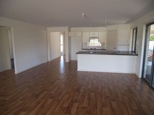 17  Barry Street, HAMLEY BRIDGE SA 5401, Hamley Bridge - Thumbnail 3