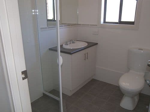 17  Barry Street, HAMLEY BRIDGE SA 5401, Hamley Bridge - Thumbnail 4