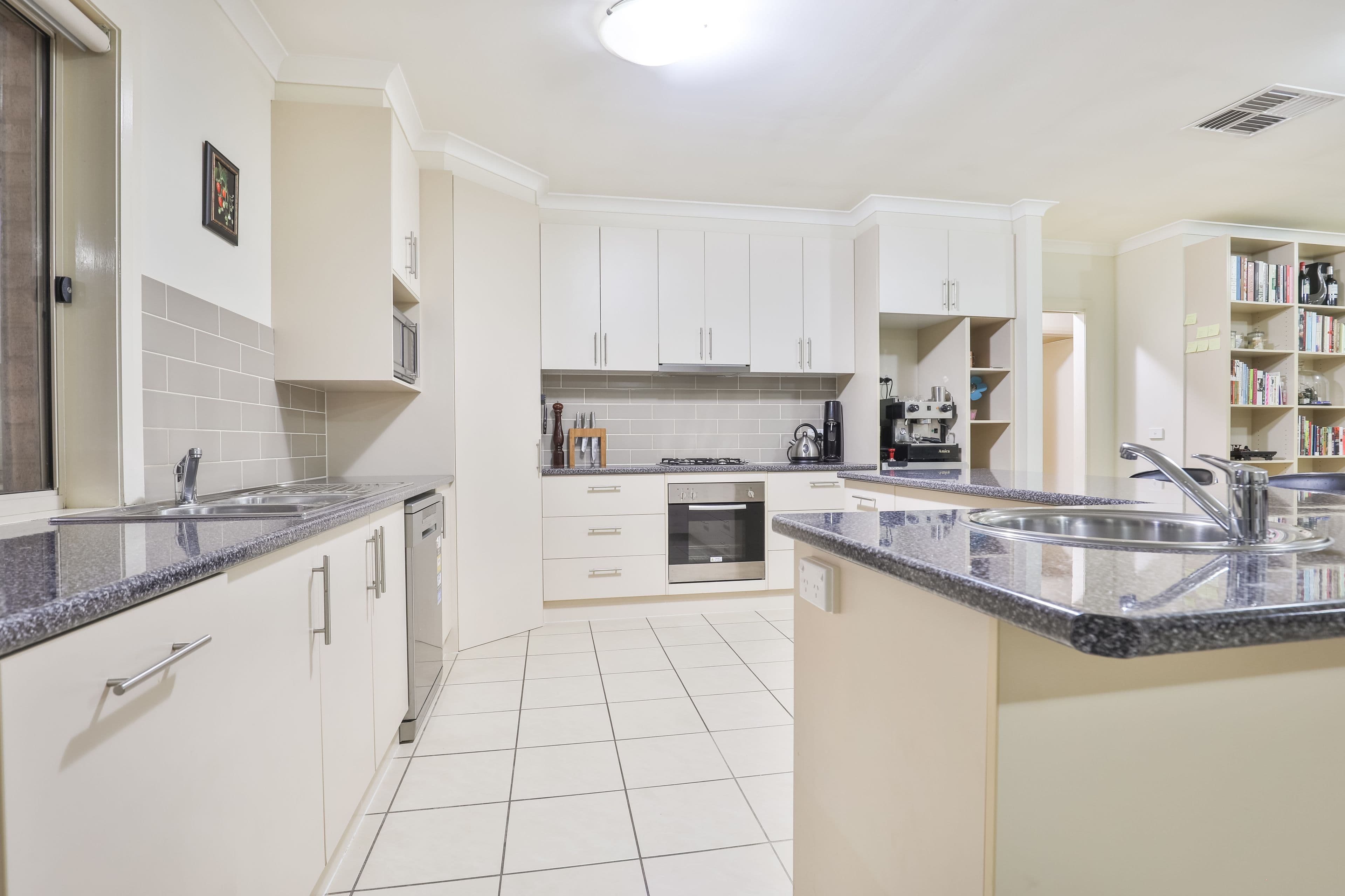 5 Spitfire Court, Mildura VIC 3500, Mildura - Thumbnail 4