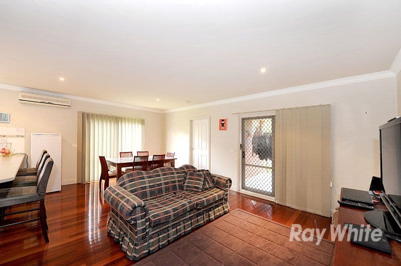 24 Park Boulevard, PAKENHAM VIC 3810, Pakenham - Thumbnail 4