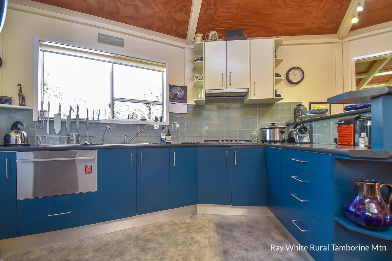 25 Huyber Lane, Tamborine Mountain QLD 4272, Tamborine Mountain - Thumbnail 3