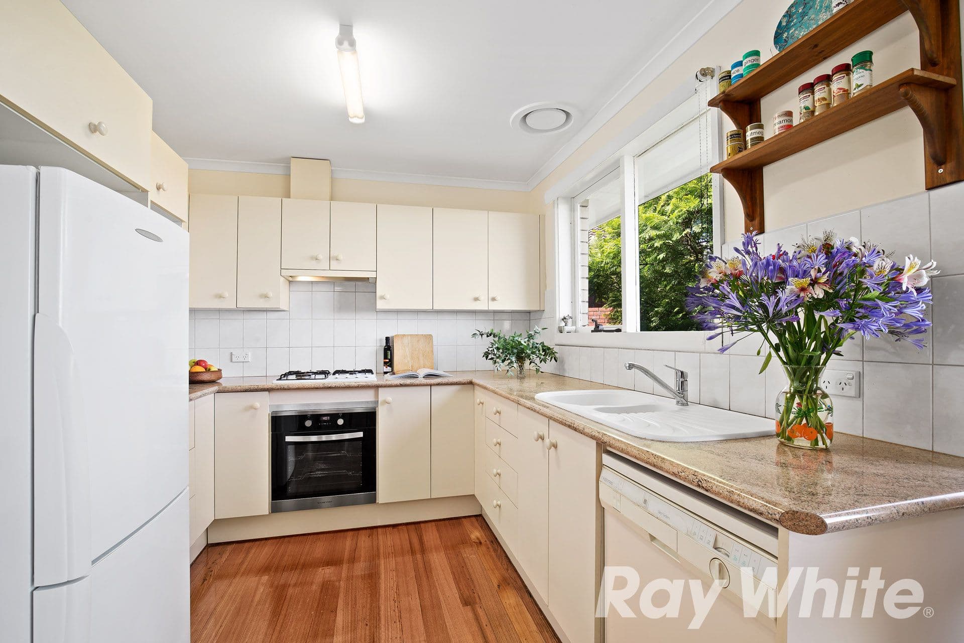36 Highview Crescent, Macleod VIC 3085, Macleod - Thumbnail 4