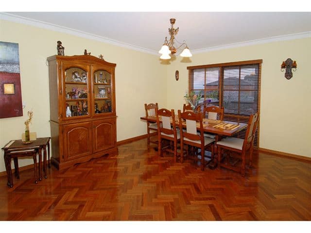 13 Bolton Court, GREENVALE VIC 3059, Greenvale - Thumbnail 4