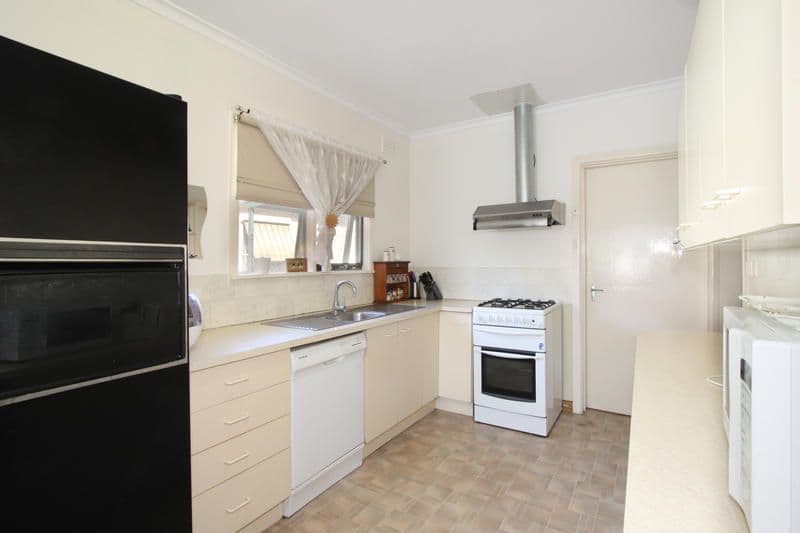 36 Thompson Street, CLAYTON VIC 3168, Clayton - Thumbnail 3