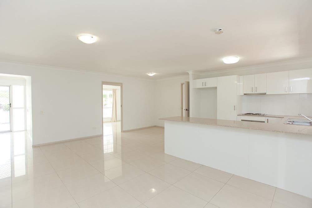 2 Malinya Place, Wishart QLD 4122, Wishart - Thumbnail 2