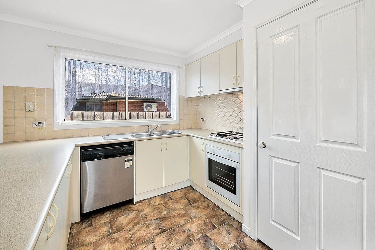 8 Rimes Close, Cranbourne West VIC 3977, Cranbourne West - Image 1