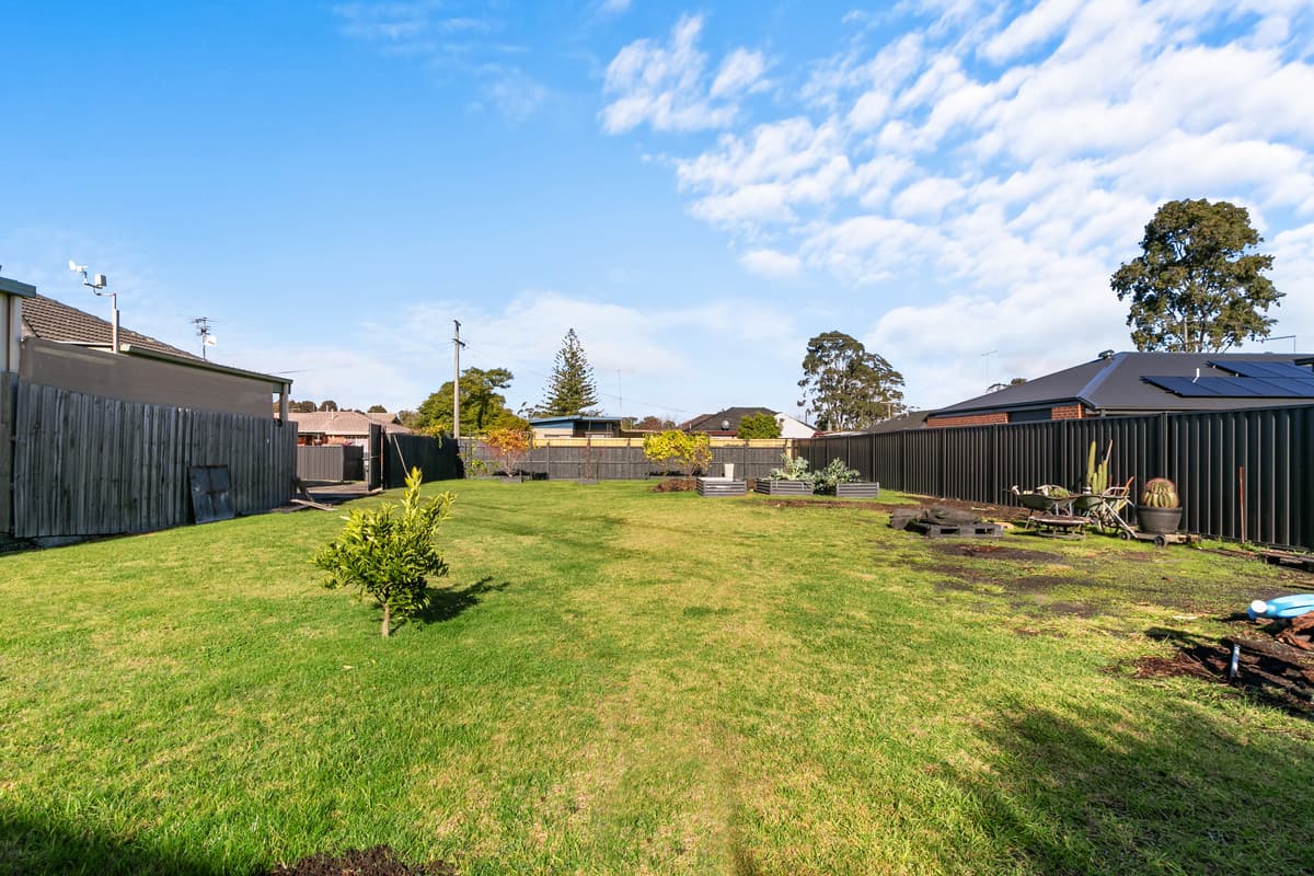 71 Elgin Street, Morwell VIC 3840, Morwell - Thumbnail 2