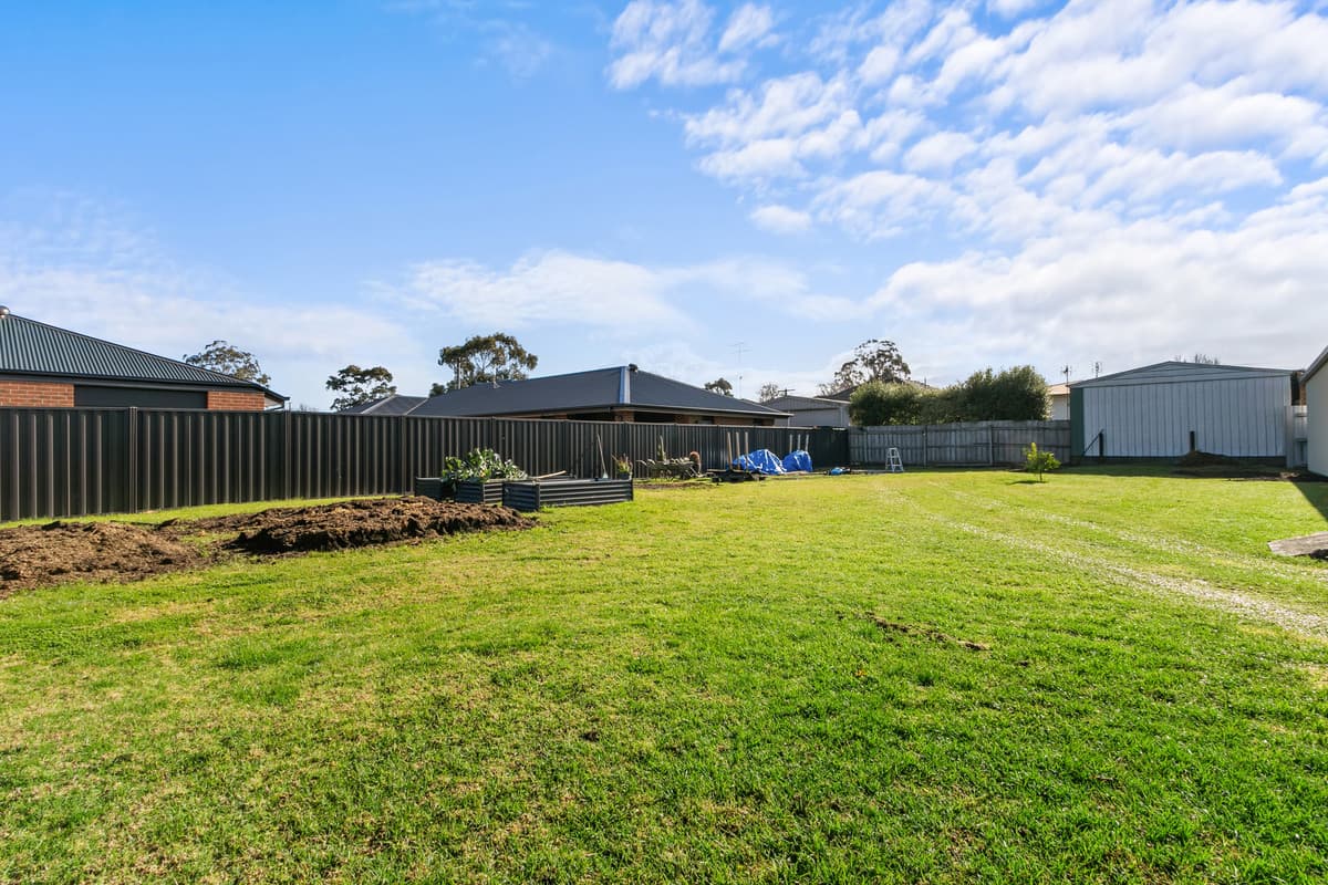 71 Elgin Street, Morwell VIC 3840, Morwell - Thumbnail 3
