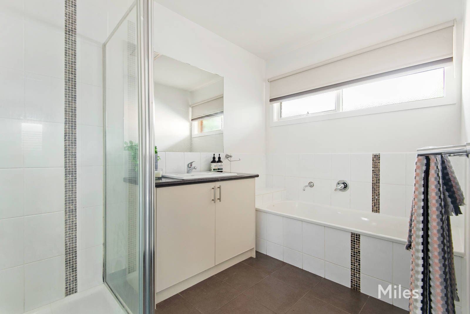 5 Sherman Mews, Macleod, Macleod - Image 1
