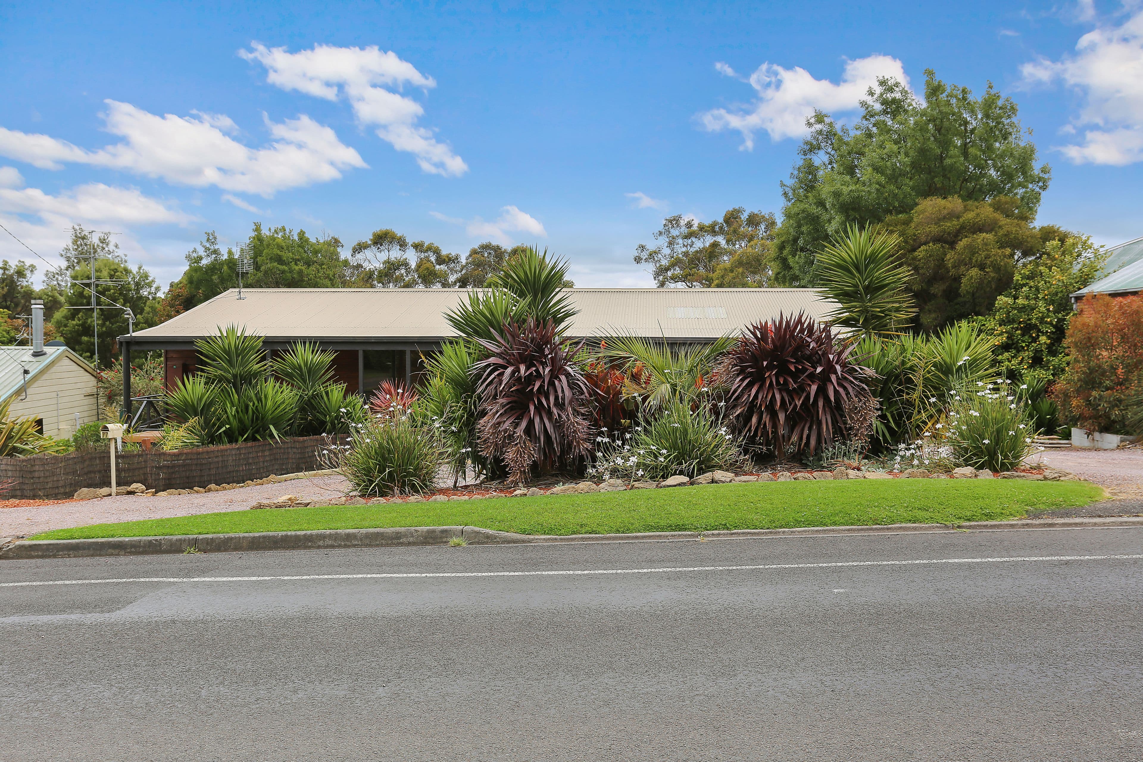 77 Timboon-Curdievale Road, Timboon VIC 3268, Timboon - Thumbnail 4