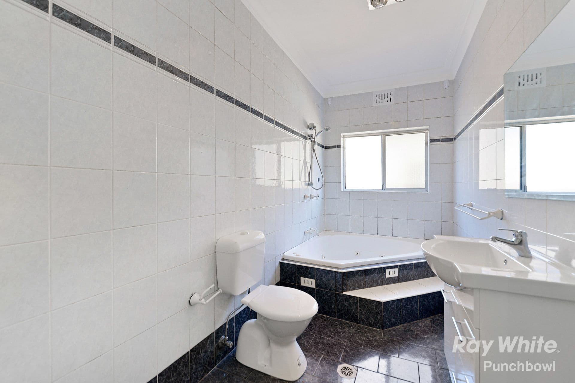 129 Lancaster Avenue, Punchbowl - Thumbnail 5