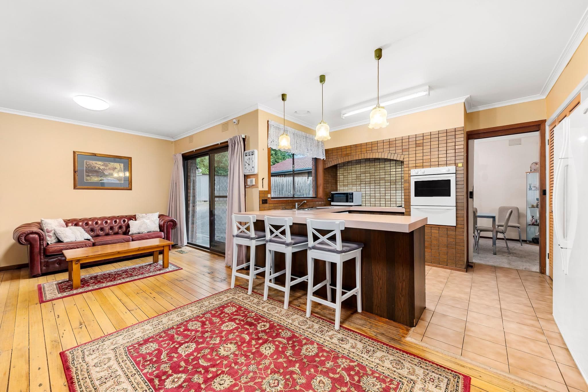 10 Woodleigh Crescent, Vermont South VIC 3133, Vermont South - Thumbnail 4