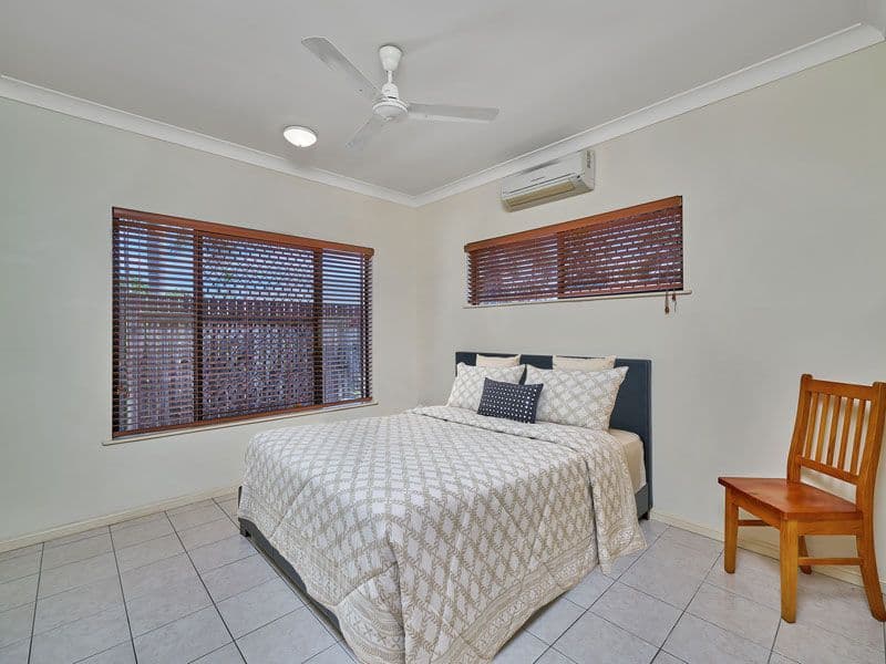 190 Irene Street, Mooroobool QLD 4870, Blackett - Thumbnail 5