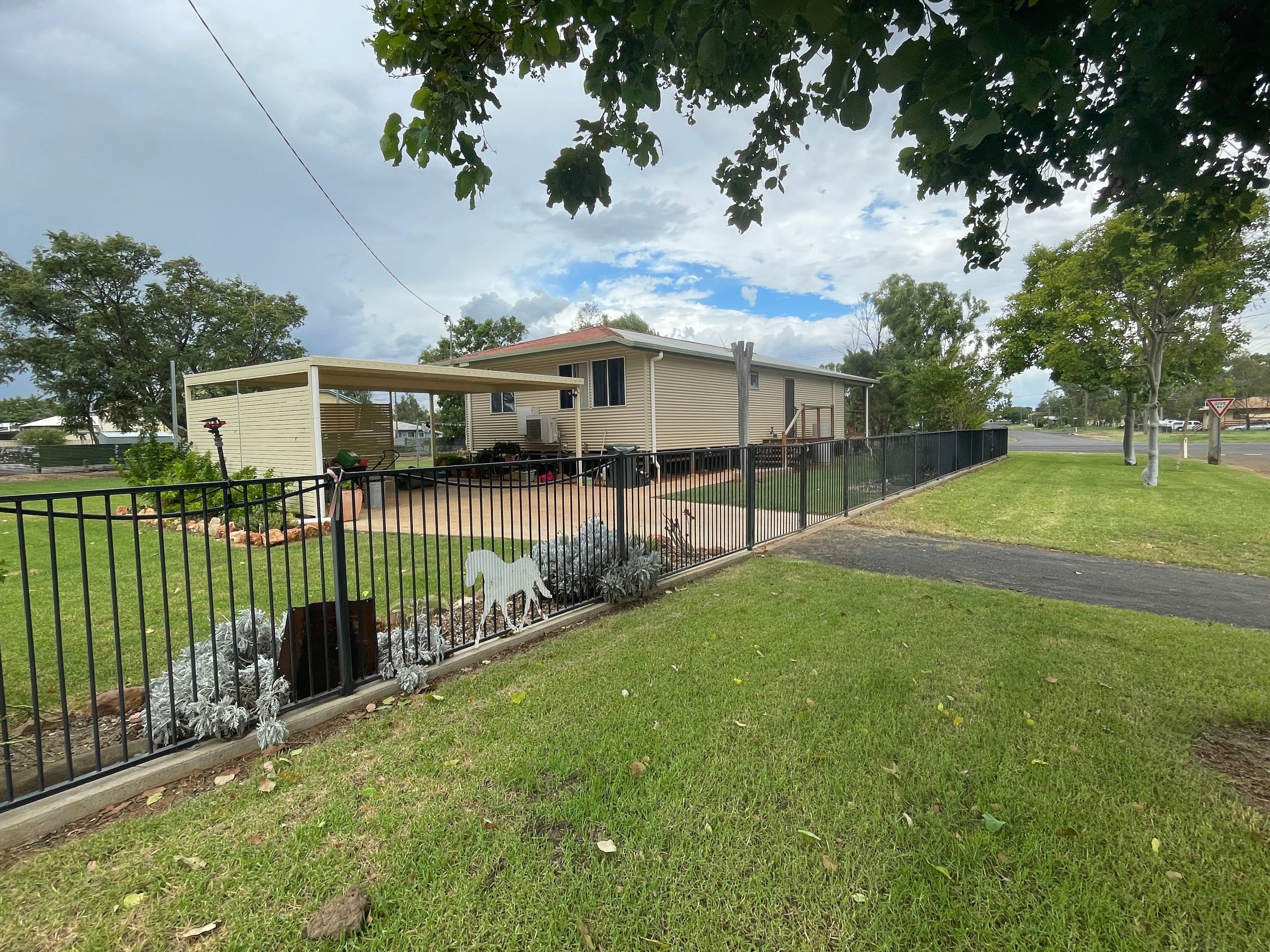 217-219 Alfred Street, Charleville QLD 4470, Charleville - Thumbnail 3