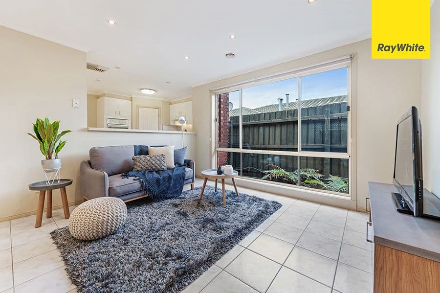 10 Sheridan Way, Roxburgh Park VIC 3064, Roxburgh Park - Thumbnail 4