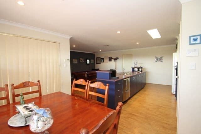 10 Greenwich Gardens, BERTRAM WA 6167, Bertram - Thumbnail 8