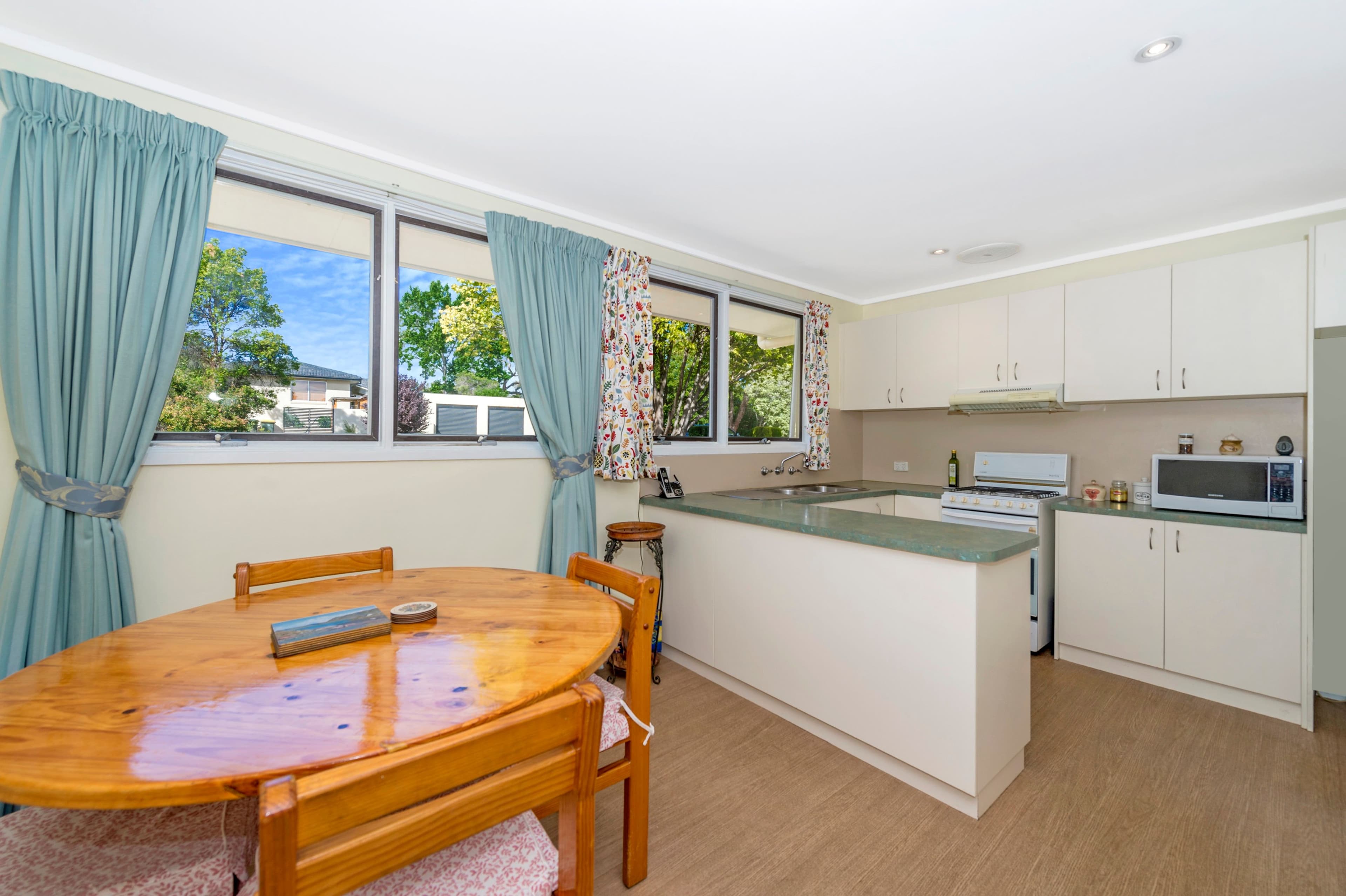 10 Bendigo Street, Fisher ACT 2611, Fisher - Thumbnail 7