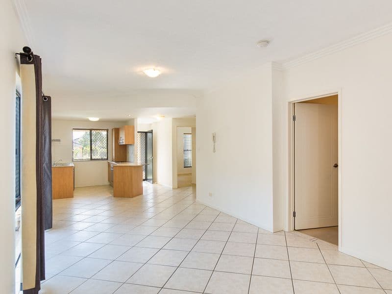 53 Bilyana Street, Balmoral QLD 4171, Balmoral - Thumbnail 2
