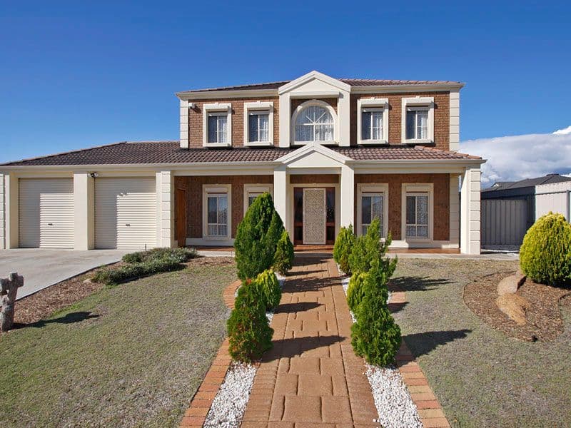 9 Deane Avenue, NOARLUNGA DOWNS SA 5168, Noarlunga Downs - Image 1