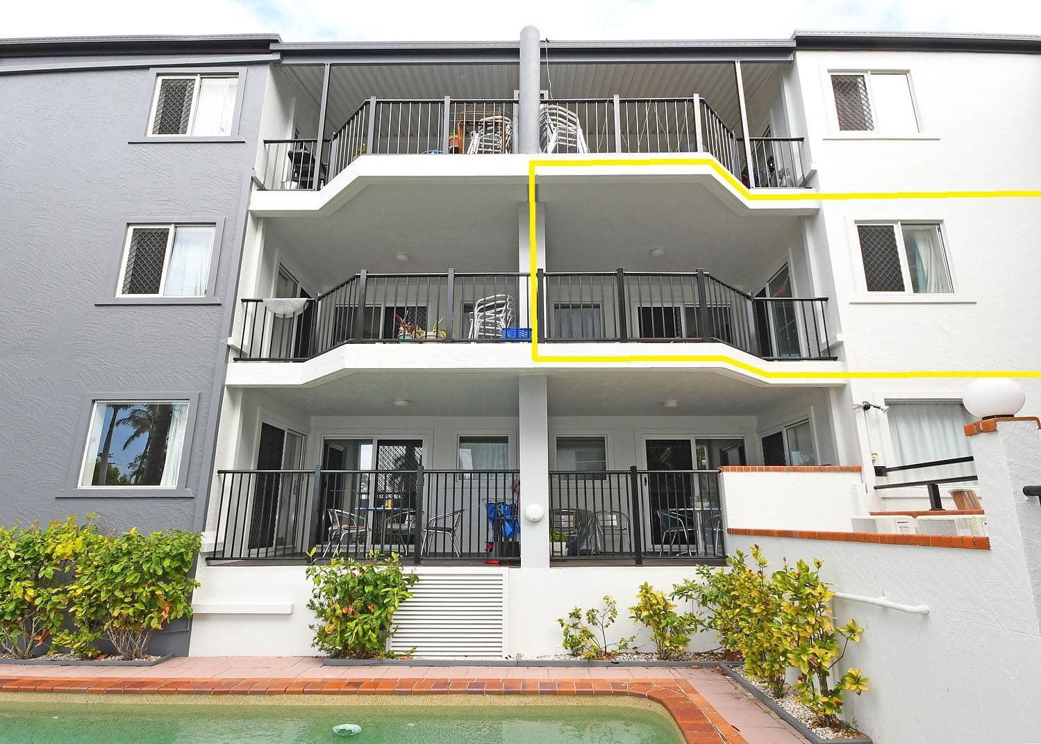 396 Charlton Esplanade, Torquay QLD 4655, Torquay - Thumbnail 2