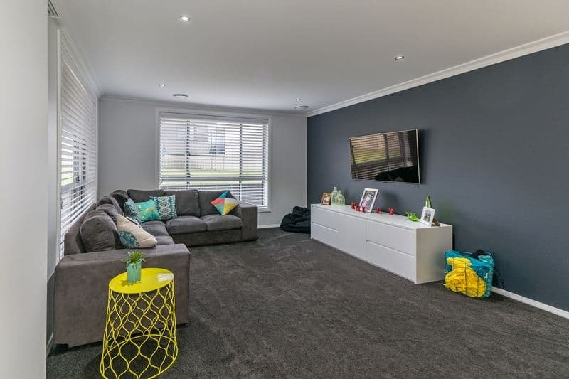 74 William Maker Drive, Orange - Thumbnail 8