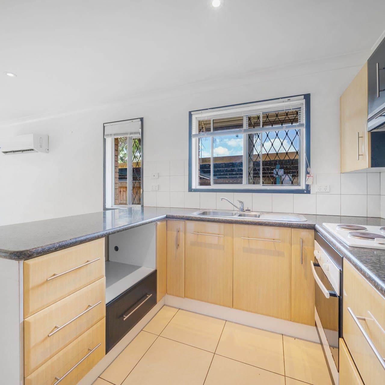 67 Park Road, Slacks Creek QLD 4127, Slacks Creek - Thumbnail 5