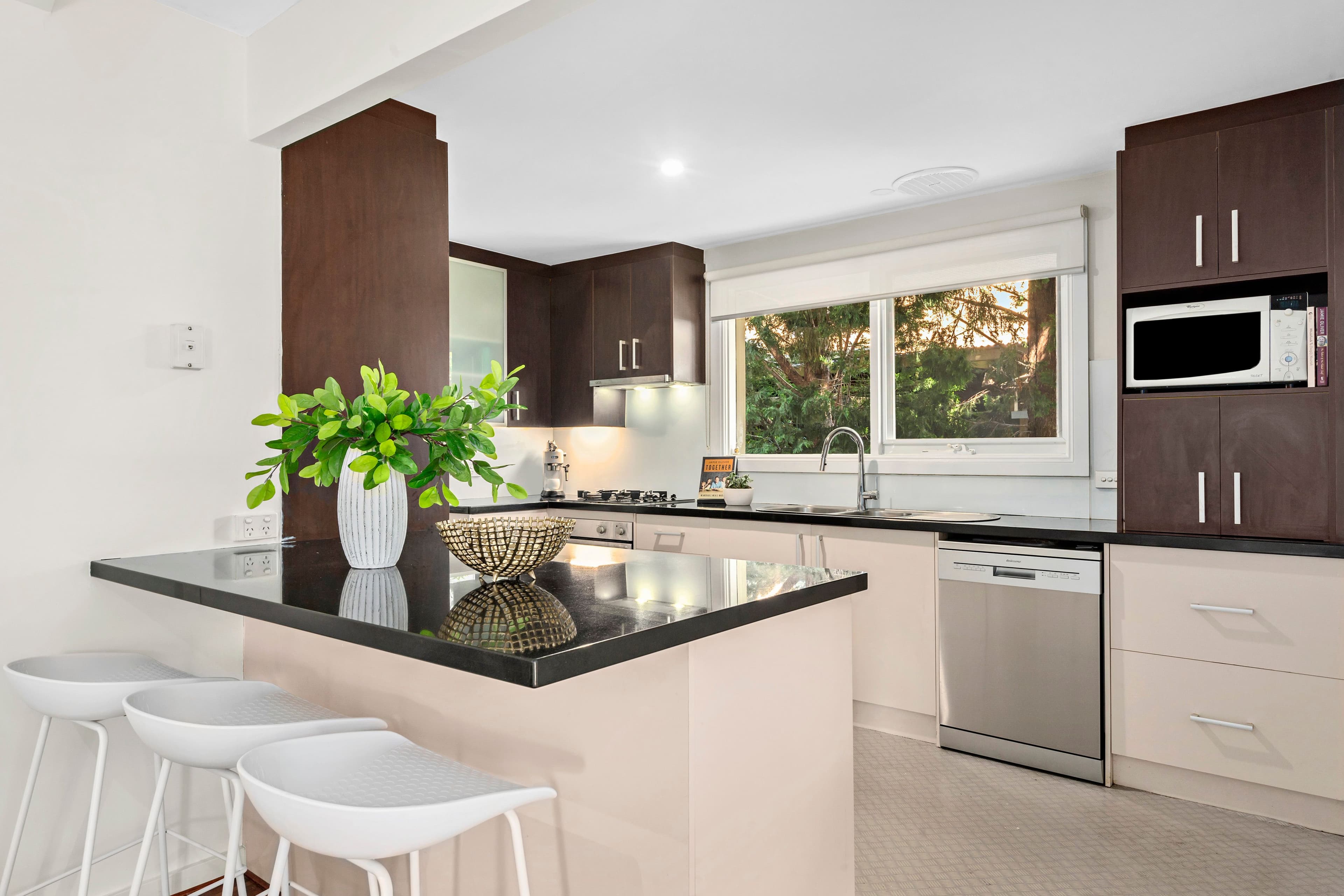 4-5 Orli Court, Wheelers Hill VIC 3150, Wheelers Hill - Thumbnail 6