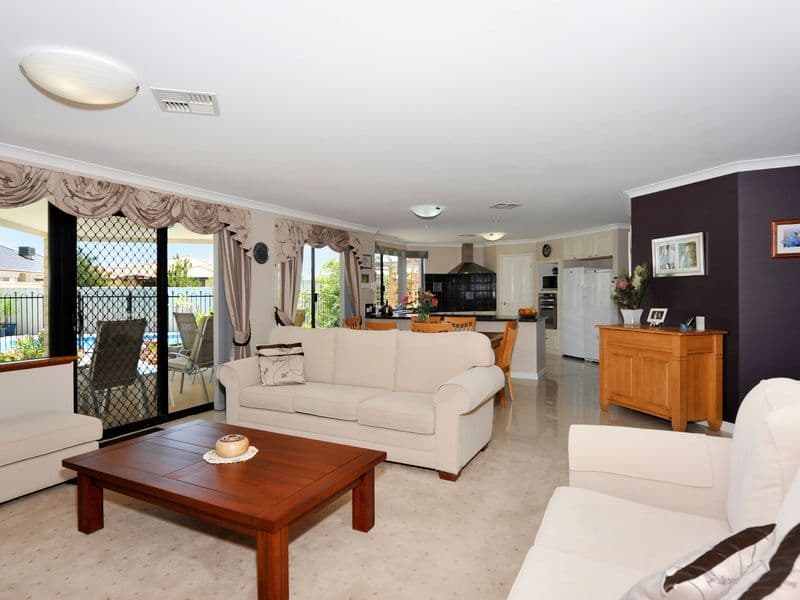 2 Fuller Lane, BALDIVIS WA 6171, Baldivis - Thumbnail 2