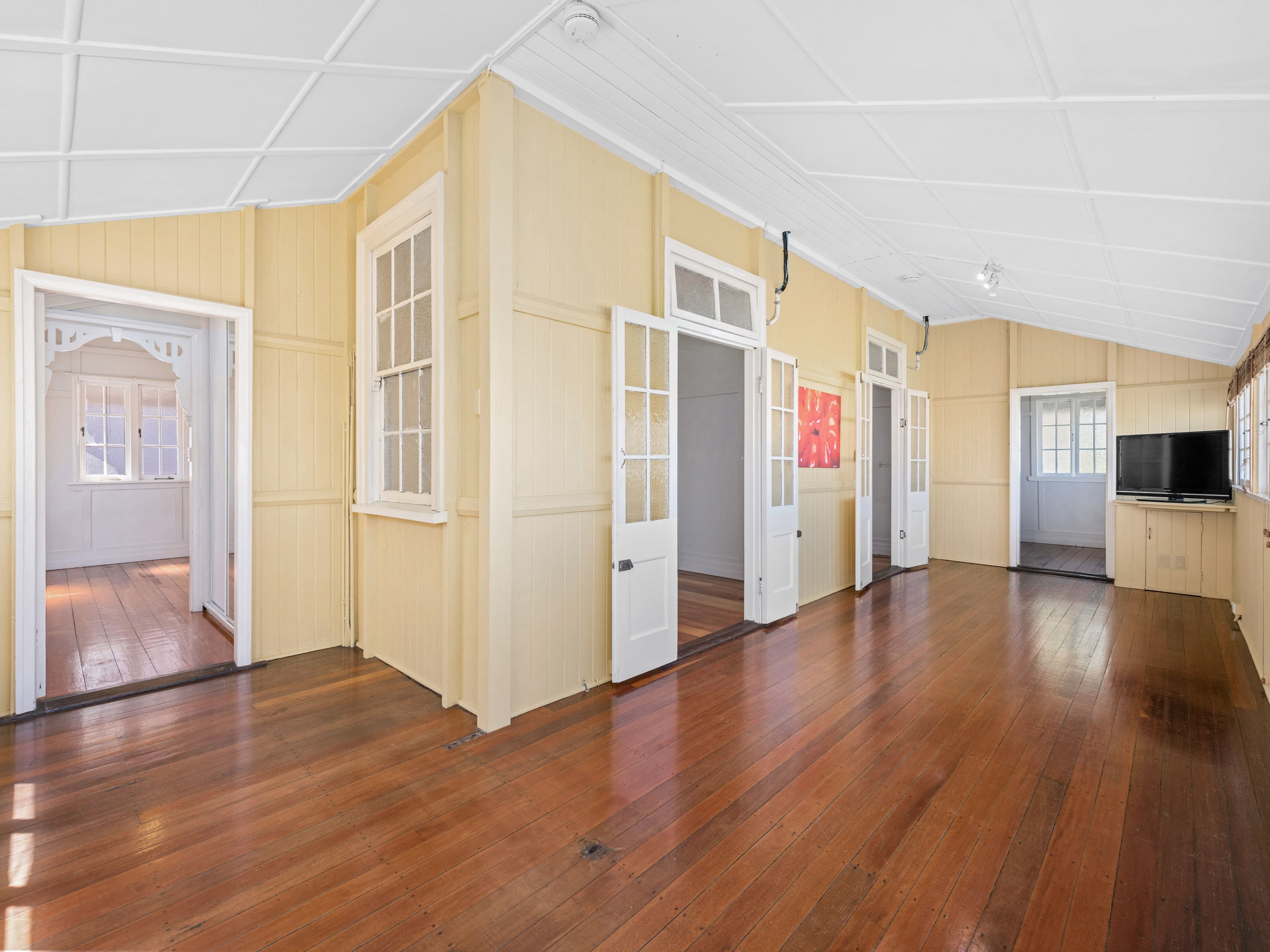 15 Hawthorne Road, Hawthorne QLD 4171, Hawthorne - Thumbnail 5