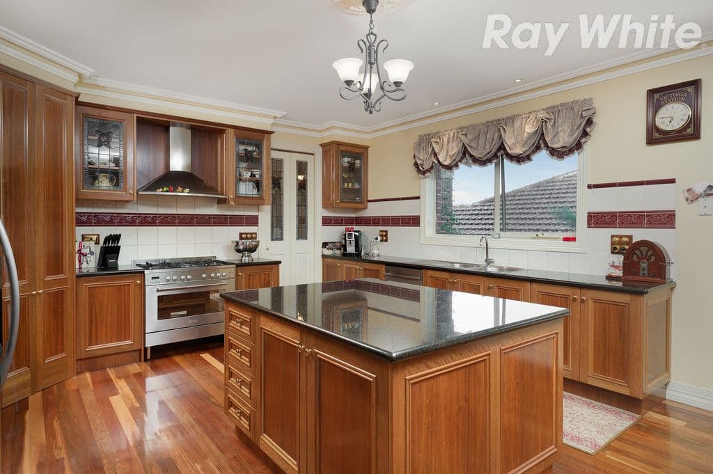 6 Penrose Court, Mill Park VIC 3082, Mill Park - Thumbnail 3