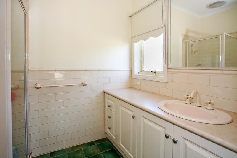 13 Sunderland Road, WANDANA HEIGHTS VIC 3216, Wandana Heights - Thumbnail 4