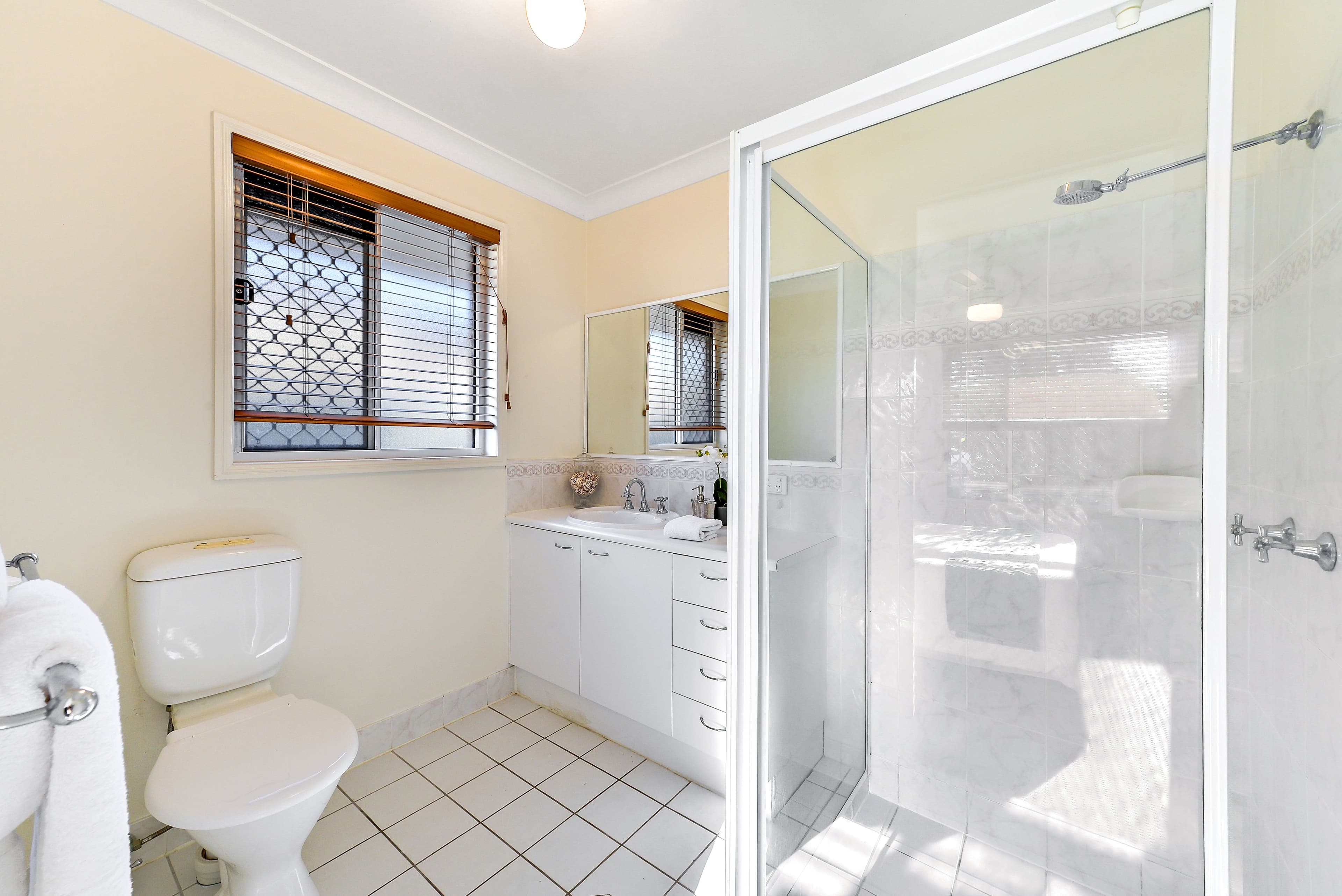 8 Nautilus Court, NEWPORT QLD 4020, Newport - Thumbnail 6