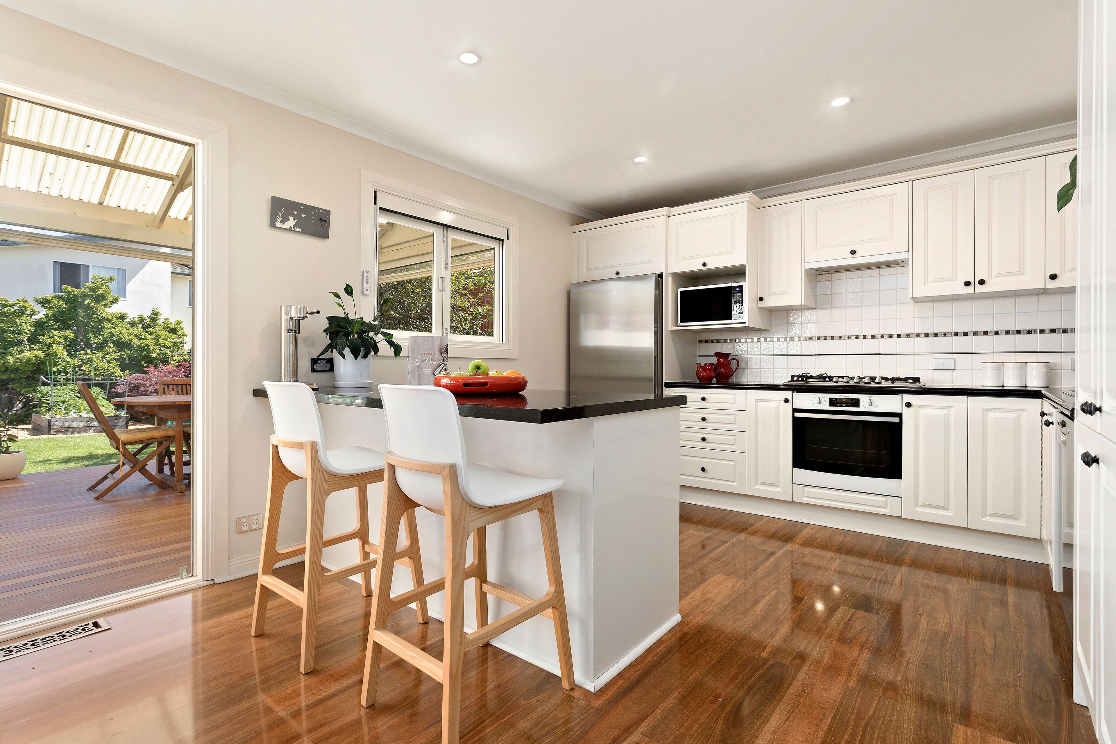 18 Swindon Road, Hughesdale VIC 3166, Hughesdale - Thumbnail 4