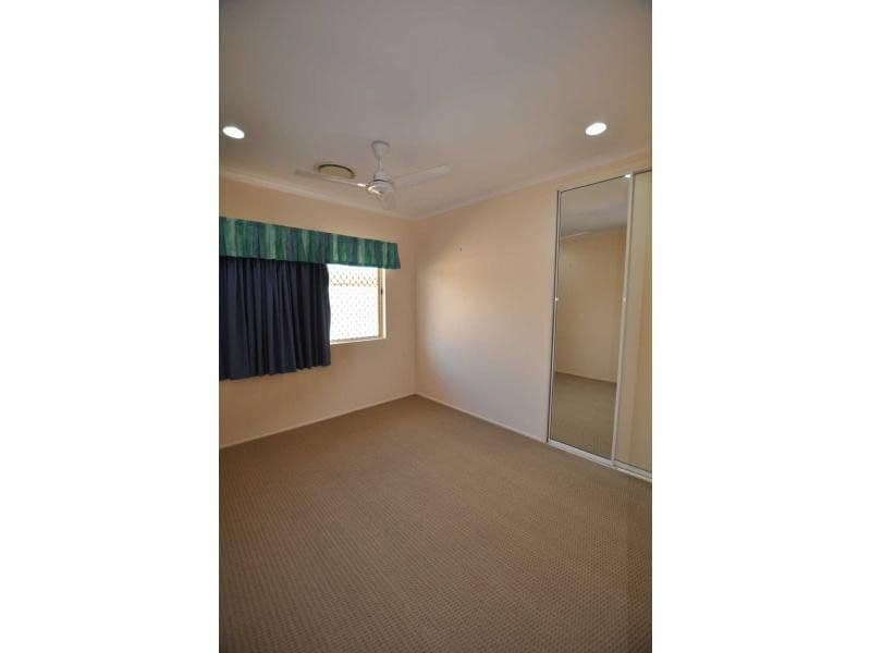 57 Caledonian Drive, BEACONSFIELD QLD 4740, Beaconsfield - Thumbnail 7