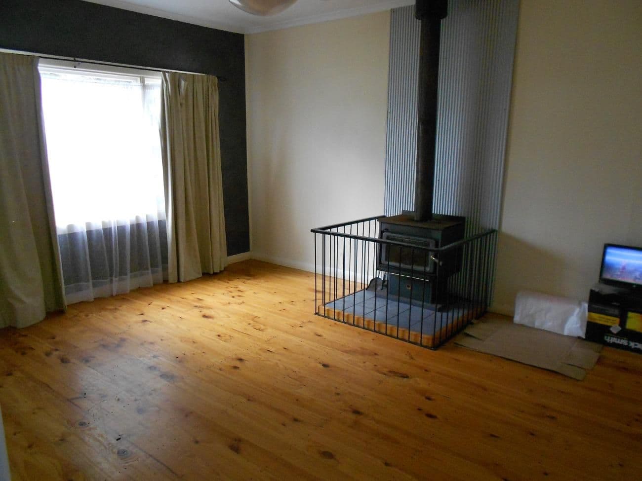 5 Davis Street, BORDERTOWN SA 5268, Bordertown - Thumbnail 2