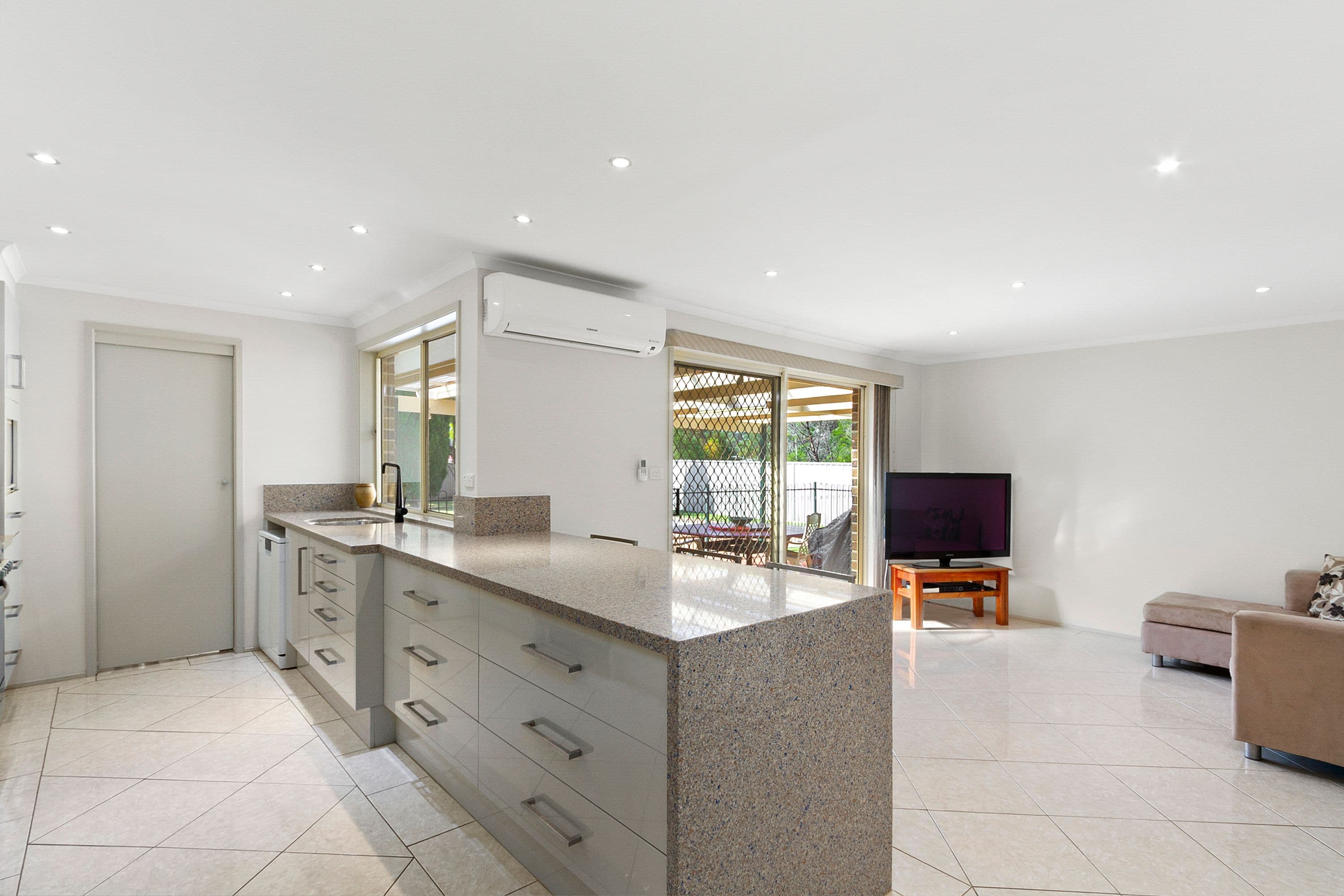 10 Grainger Place, North Richmond - Thumbnail 3