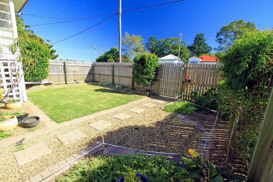 13 Cambridge Street, ROCKHAMPTON CITY QLD 4700, Rockhampton City - Thumbnail 2