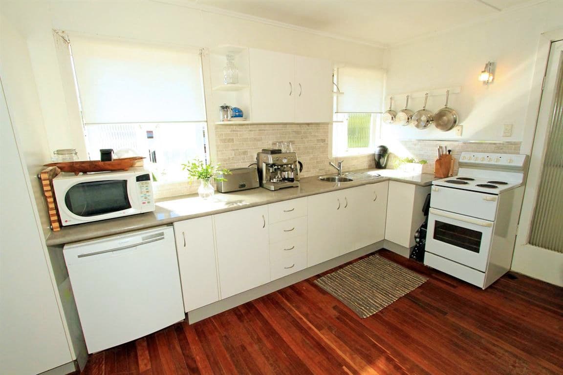 13 Cambridge Street, ROCKHAMPTON CITY QLD 4700, Rockhampton City - Thumbnail 6