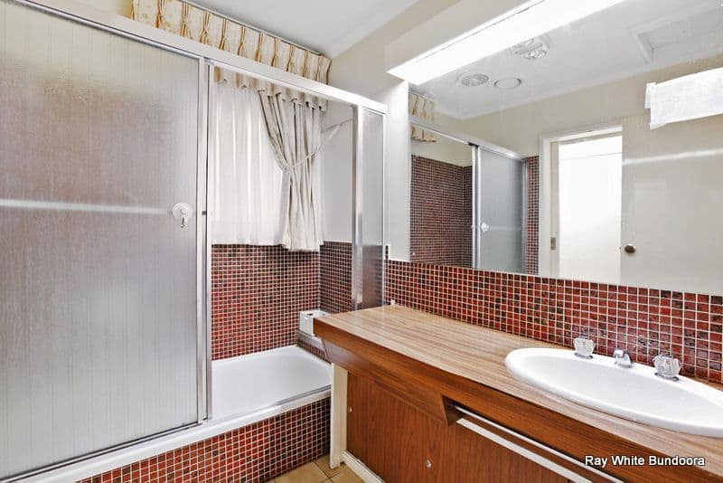 6 Amber Court, BUNDOORA VIC 3083, Bundoora - Thumbnail 8