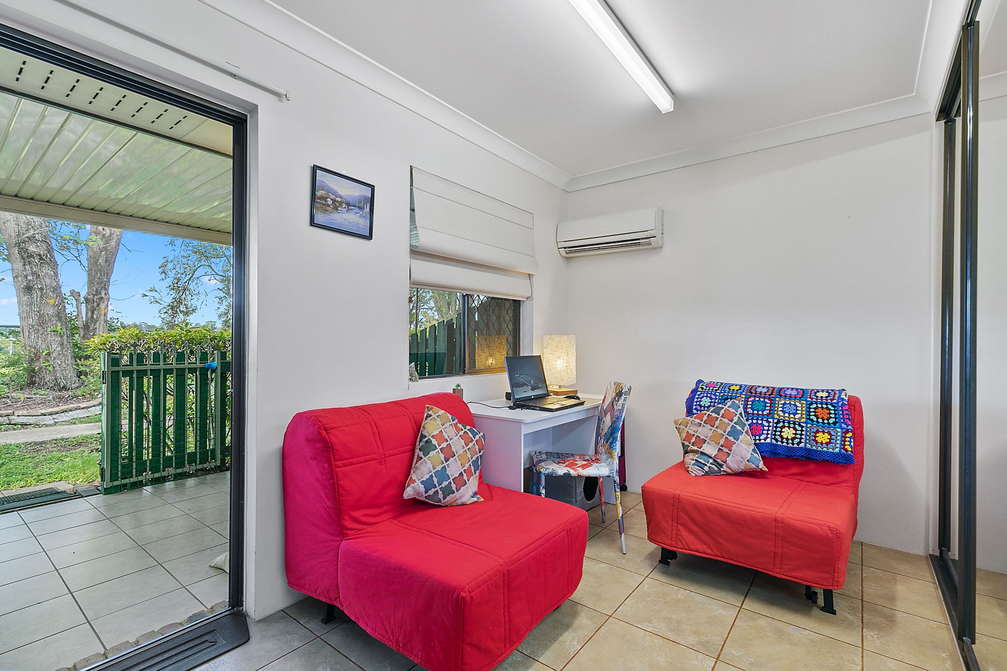 15 Carmichael Court, Wynnum West QLD 4178, Wynnum West - Thumbnail 4